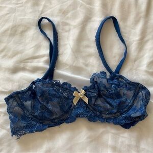 Victorias Secret Body by Victoria Blue Cobalt Pushup Lace Bra 32A